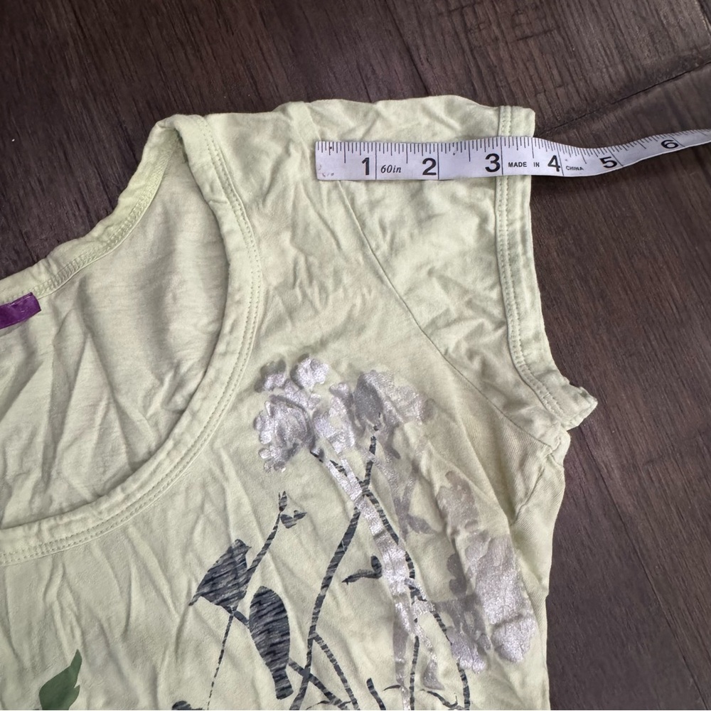 Smart Set Cream Fitted Graphic Cap Sleeve Tee - Picture 6 of 8